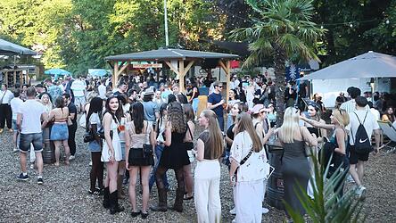 Beste Stimmung herrschte am Freitagabend im Sandora-Garten.