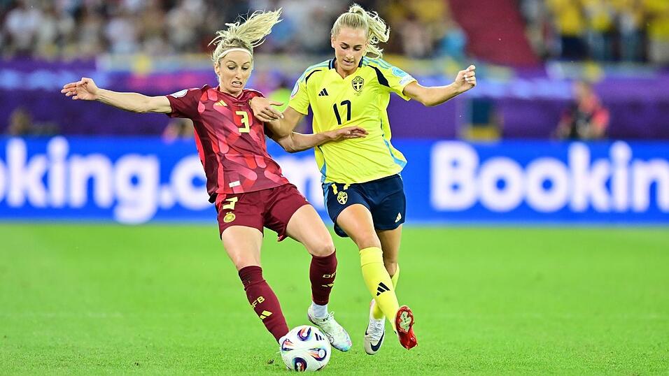 Kandidatin für die Startelf gegen Frankreich: Verteidigerin Kathrin Hendrich (l.).
