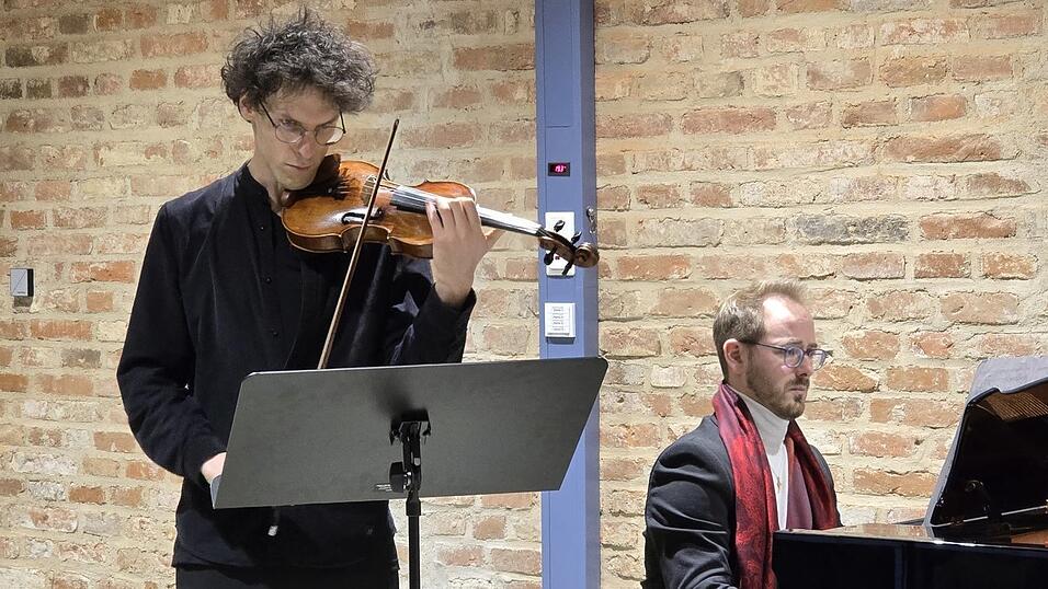 Ein variantenreiches Konzert von Christopher Goldstein (l.) und Johannes Beham