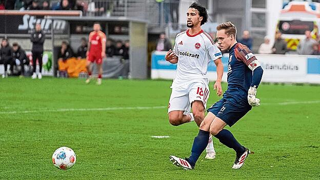 Der 30-j&auml;hrige Sebastian Maier (rechts)&nbsp;ist seit Jahren der sichere R&uuml;ckhalt der SpVgg Hankofen-Hailing und z&auml;hlt auch k&uuml;nftig zu den Korsettstangen der Dorfbuam.