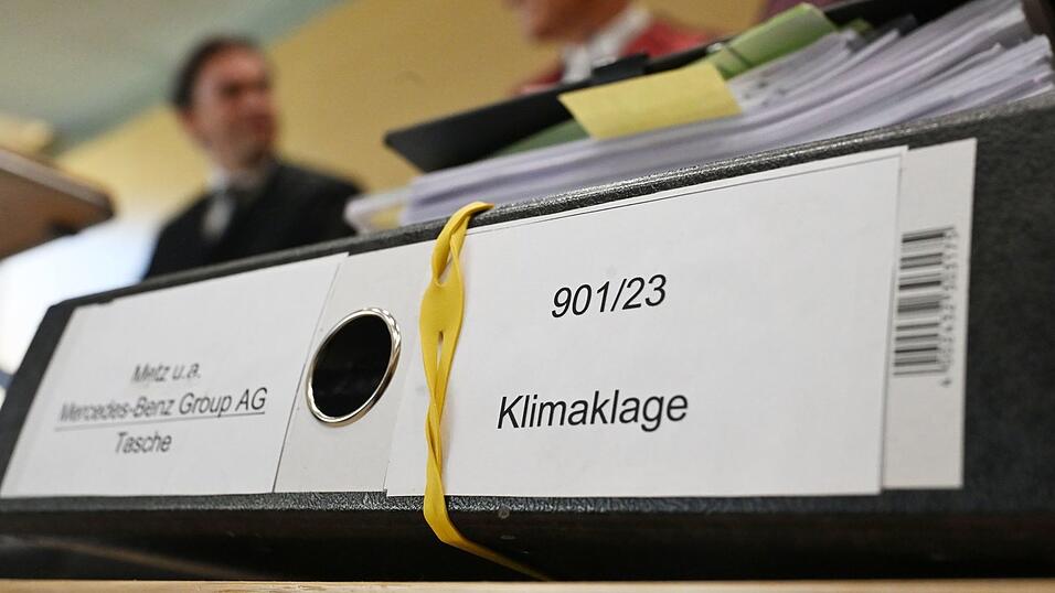 Die Umwelthilfe will mit der Klage erzwingen, dass bald keine Neuwagen mit Verbrennungsmotor mehr verkauft werden d&uuml;rfen. (Archivbild)