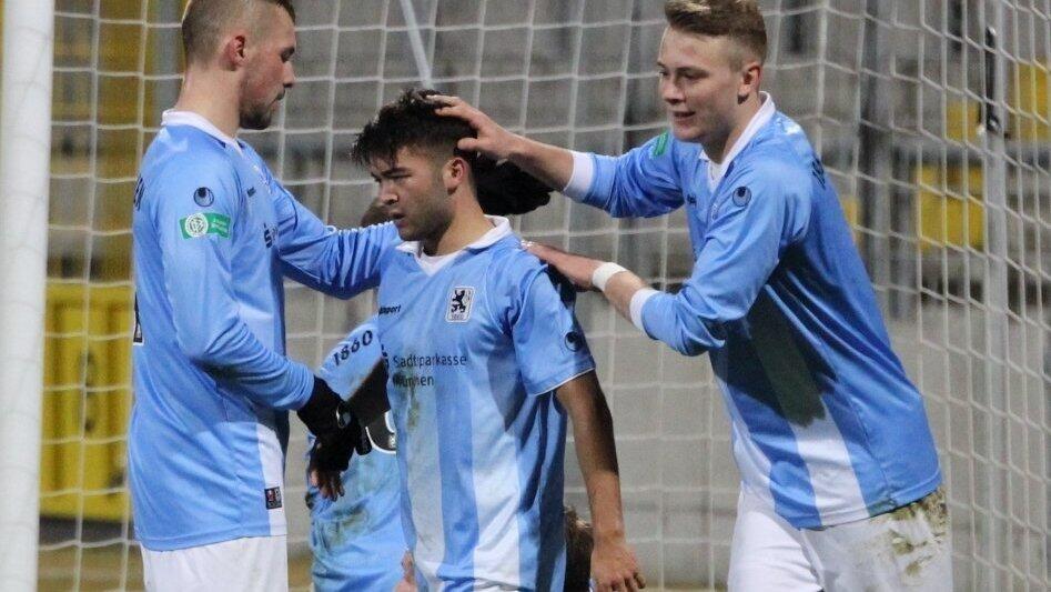Seit knapp vier Jahren ist Korbinian Burger bei den 'L&ouml;wen'. N&auml;chste Saison spielt er in der U21 des Zweitligisten. (Foto: Fabian Ro&szlig;mann)