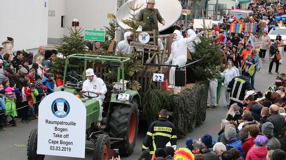 Die schönsten Bilder von den Faschingsumzügen in Bogen aus den vergangenen Jahren Die schönsten Bilder von den Faschingsumzügen in Bogen aus den vergangenen Jahren