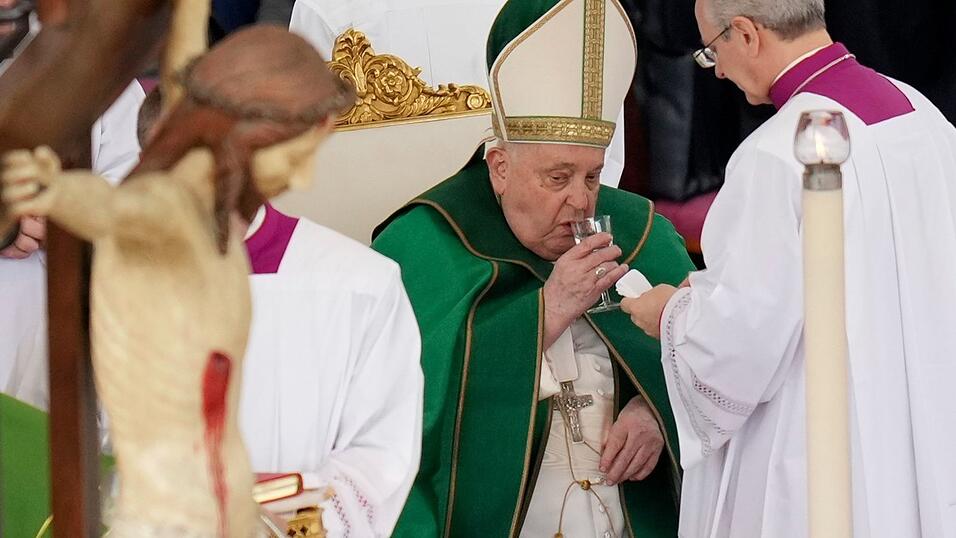Franziskus geht es seit Wochen schlecht. (Archivbild)