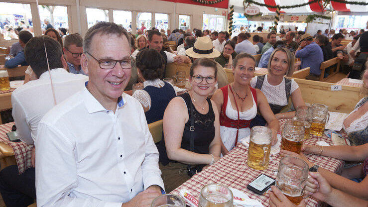 Die Partybilder vom Donnerstag, 17. August 2023, aus dem Festzelt Lechner.