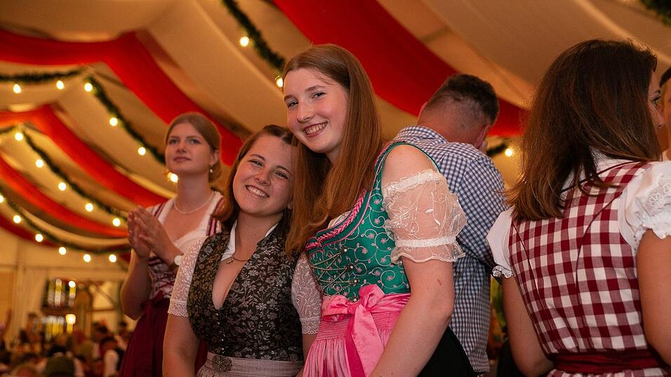 Die Partybilder vom Freitag, 12. August 2022, aus dem Festzelt Greindl.