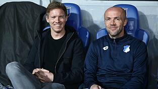 Wieder vereint: Julian Nagelsmann (l) und Alfred Schreuder, hier zu gemeinsamen Hoffenheimer Zeiten. (Archivbild)