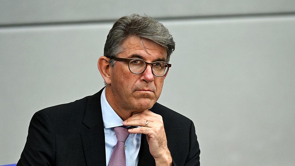 Kulturstaatsminister Weimer l&auml;sst den Vorwurf &laquo;einseitiger Eingriffe&raquo; zur&uuml;ckweisen. (Archivbild)