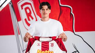 Zeteny Jano kommt vom FC Red Bull Salzburg zum SSV Jahn Regensburg.