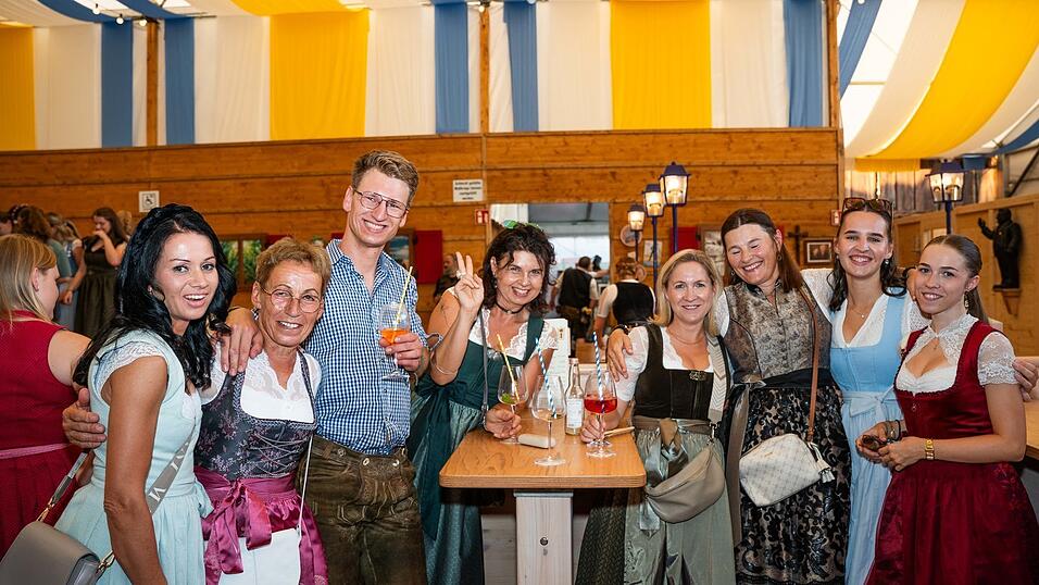 Die Partybilder vom Freitag, 14. August, aus dem Festzelt Reisinger. Die Partybilder vom Freitag, 14. August, aus dem Festzelt Reisinger.