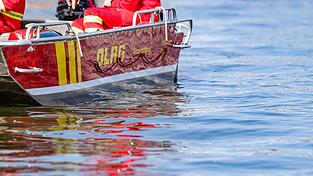 In Not geratene Menschen auf dem Wasser retten - das ist eine wichtige Aufgabe der Deutschen Lebens-Rettungs-Gesellschaft. (Symbolbild)