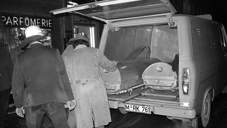 Bei dem Brand starben damals sieben Menschen. (Archivbild) Bei dem Brand starben damals sieben Menschen. (Archivbild)