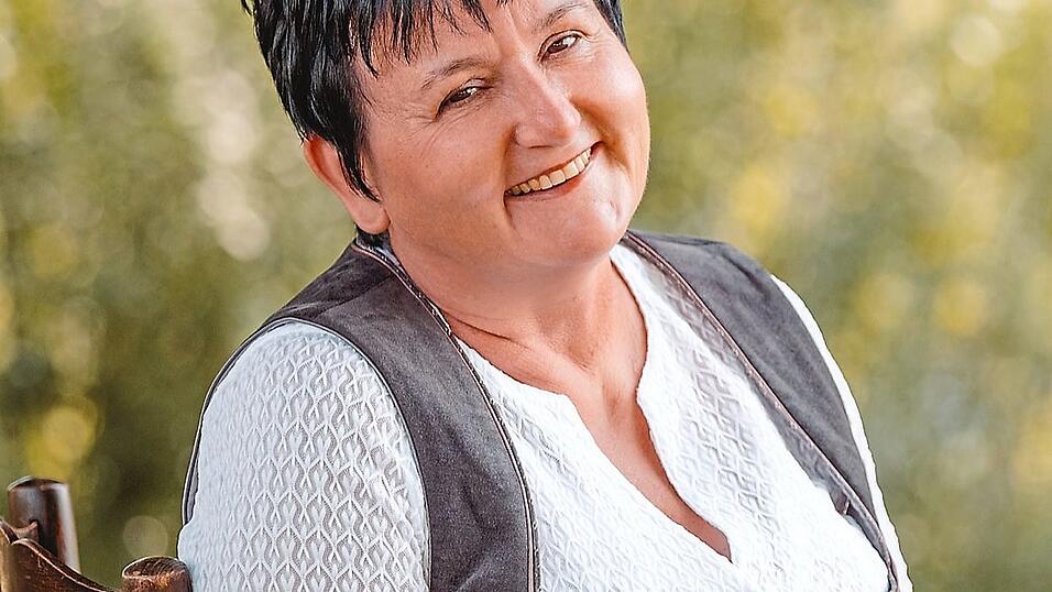 Die Aiglsbacherin Beatrix Kappelmeier strebt nach den Chefposten im Kelheimer Landratsamt. Die Aiglsbacherin Beatrix Kappelmeier strebt nach den Chefposten im Kelheimer Landratsamt.