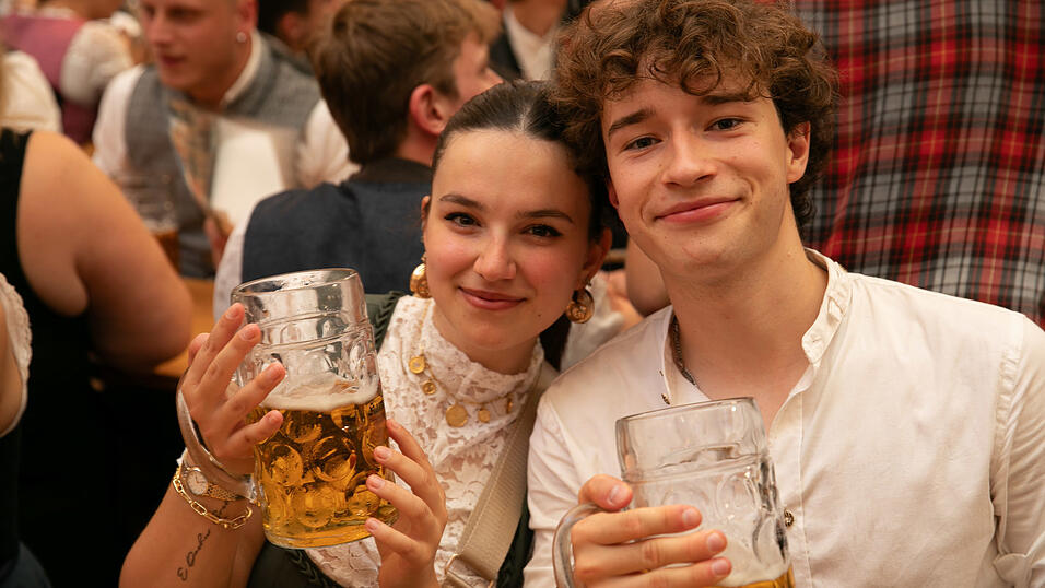 Die Partybilder vom Donnerstag, 14. August, aus dem Festzelt Nothaft. Die Partybilder vom Donnerstag, 14. August, aus dem Festzelt Nothaft.