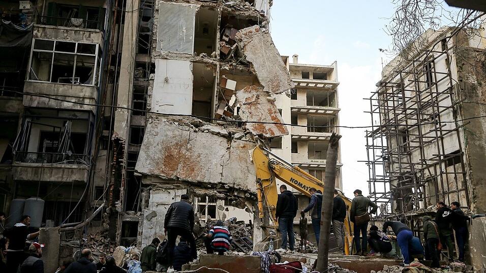 Der militärische Schlagabtausch zwischen Israels Armee und der proiranischen libanesischen Hisbollah . Der militärische Schlagabtausch zwischen Israels Armee und der proiranischen libanesischen Hisbollah .