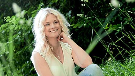 Gastiert am Samstag, 12. September, mit neuem Album in Iggensbach: Schlagers&auml;ngerin Tammy.