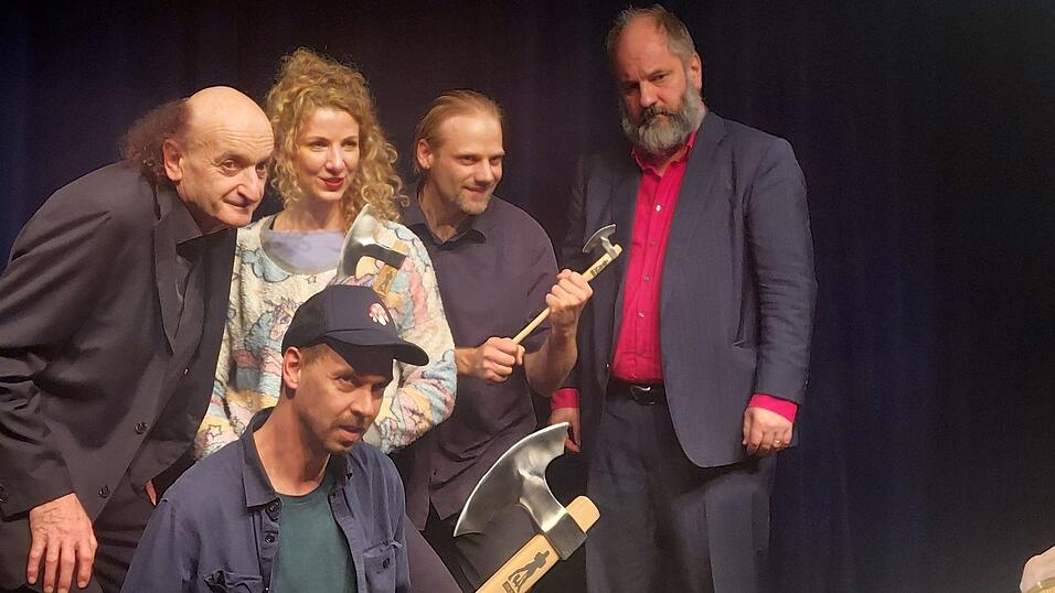 Maximilian Pongratz (unten) ist in Bayern unter anderem als Sänger der Band «Kofelgschroa» bekannt.