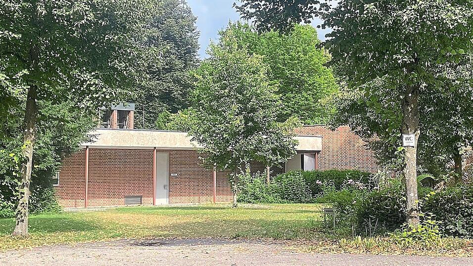 Für den Baustil der 1960er-Jahre typisch ist laut Landesamt die Kombination aus Ziegel, Naturstein und Sichtbeton. Für den Baustil der 1960er-Jahre typisch ist laut Landesamt die Kombination aus Ziegel, Naturstein und Sichtbeton.