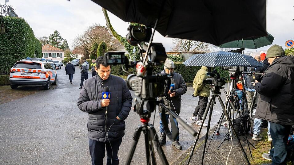 Mehr als drei Stunden verhandeln Vertreter aus Washington und Teheran.