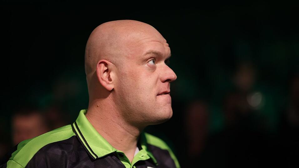 Van Gerwen betritt den Ally Pally. Van Gerwen betritt den Ally Pally.