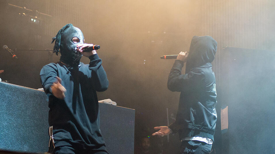 Impressionen vom ersten Tag des Pfingst-Open Airs in Salching. (Fotos: Regina Hölzel) Impressionen vom ersten Tag des Pfingst-Open Airs in Salching. (Fotos: Regina Hölzel)