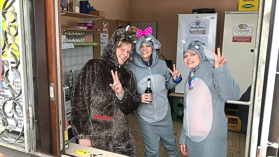 Die Weißbierfreunde veranstaltet heuer zum Fasching einen Fotowettbewerb mit Preisverleihung. Es geht um Faschingskostüme im Coronafasching. Die Weißbierfreunde veranstaltet heuer zum Fasching einen Fotowettbewerb mit Preisverleihung. Es geht um Faschingskostüme im Coronafasching.