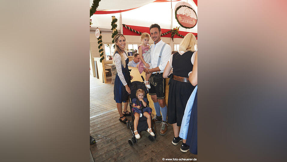 Die Partybilder von Freitag, 19. August 2022, aus dem Festzelt Lechner.