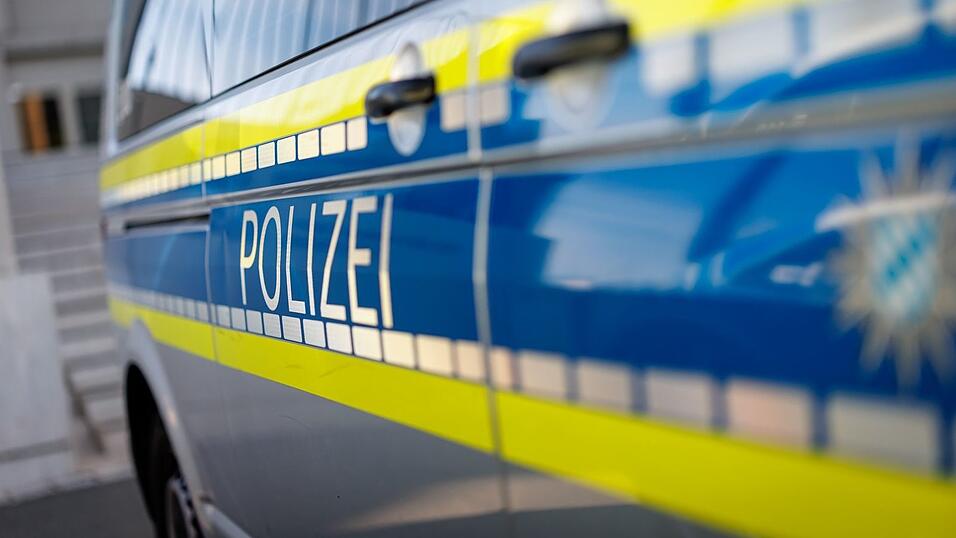 Die Polizei vermutet, dass es sich bei der Substanz um Buttersäure handelt. (Symbolbild) Die Polizei vermutet, dass es sich bei der Substanz um Buttersäure handelt. (Symbolbild)