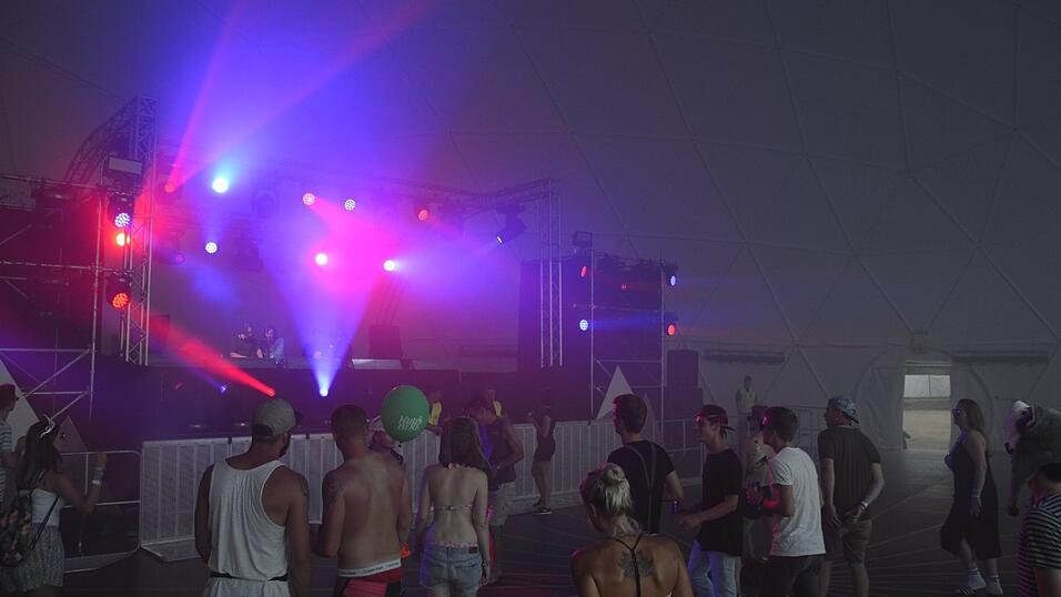 Gutes Wetter sorgte auch für gute Stimmung bei den Gästen bei Utopia Island.