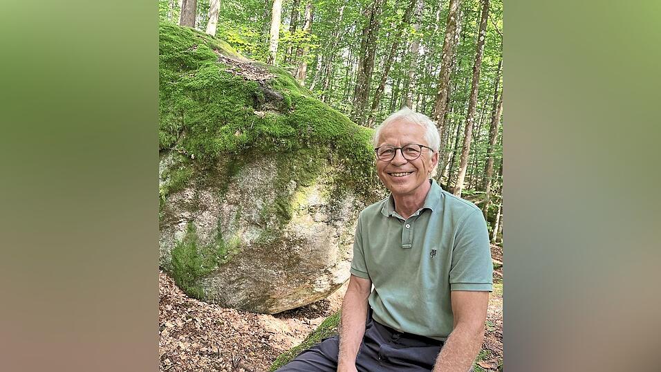 Walter Schubach an seinem Lieblingsort, dem Wald Walter Schubach an seinem Lieblingsort, dem Wald