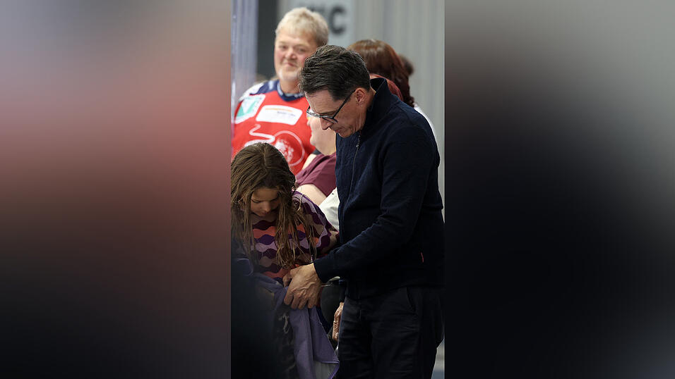 Auch Deggendorfs Oberb&uuml;rgermeister Dr Christian Moser war in die &bdquo;Hitzkopf&ldquo;-Arena gekommen.