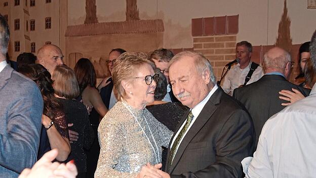 Maria Huber mit ihrem Ehemann Karl bei einer Veranstaltung 2023.