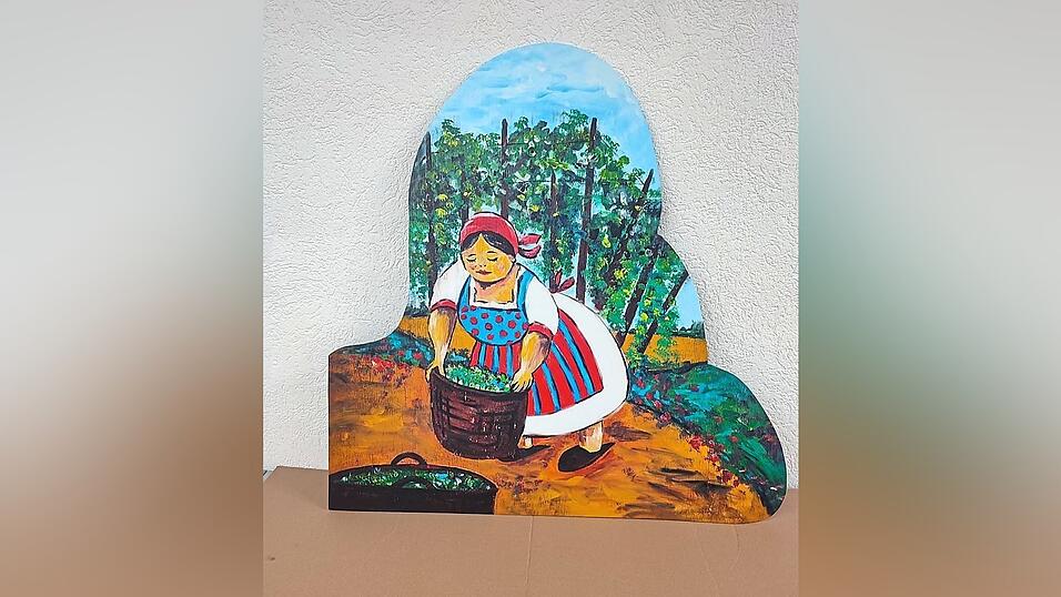 Ein fescher Bursch mit Maßkrug, die MaibAUmbuam in Aktion, eine Ansicht des Marktes. . . Ein fescher Bursch mit Maßkrug, die MaibAUmbuam in Aktion, eine Ansicht des Marktes. . .