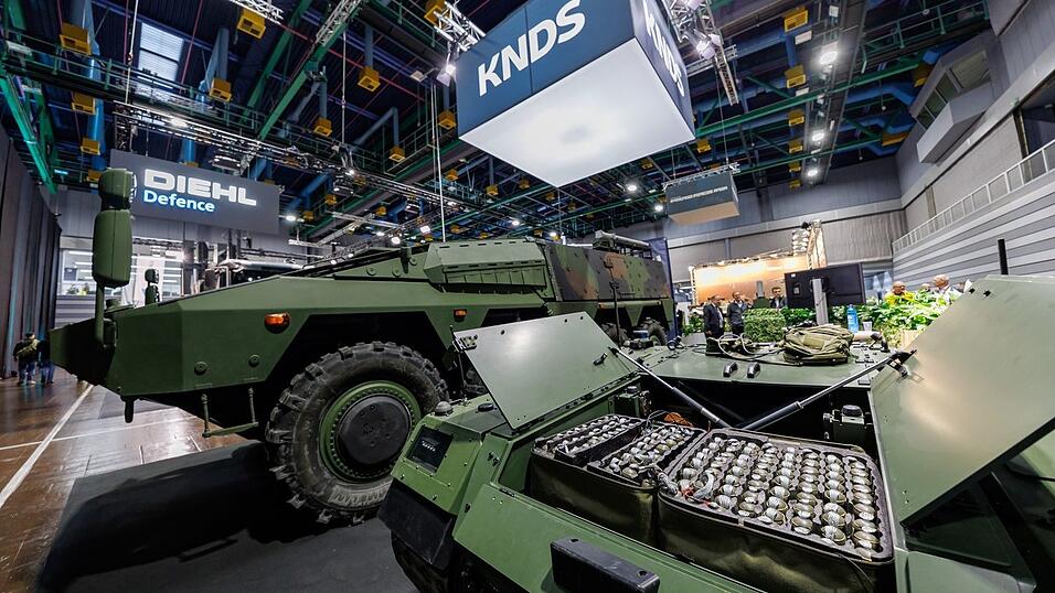 Messestand von KNDS bei der N&uuml;rnberger Fachmesse Enforce Tac.