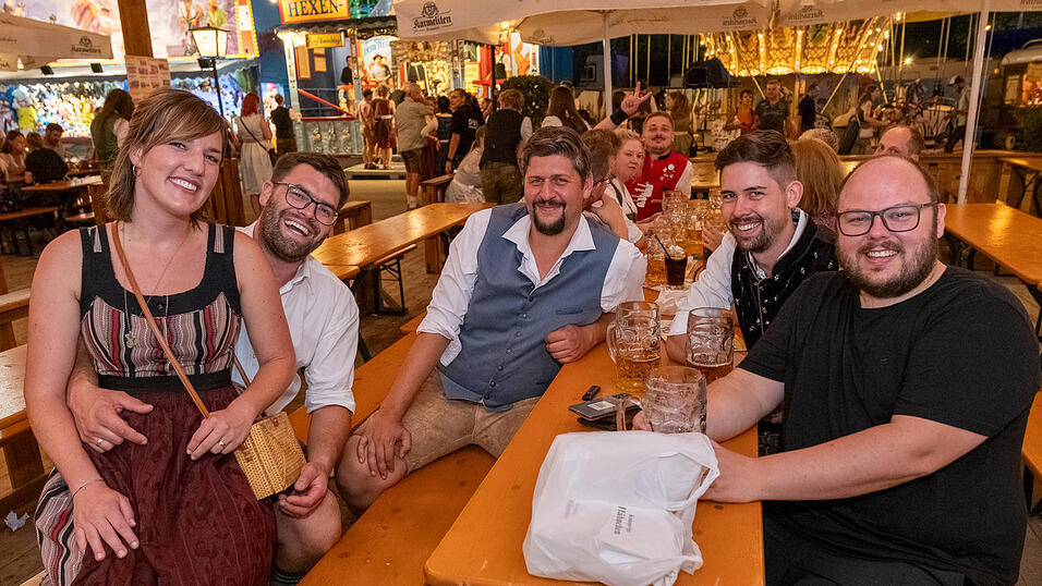 Die Partybilder vom Sonntag, 13. August 2023, aus dem Festzelt Greindl. Die Partybilder vom Sonntag, 13. August 2023, aus dem Festzelt Greindl.