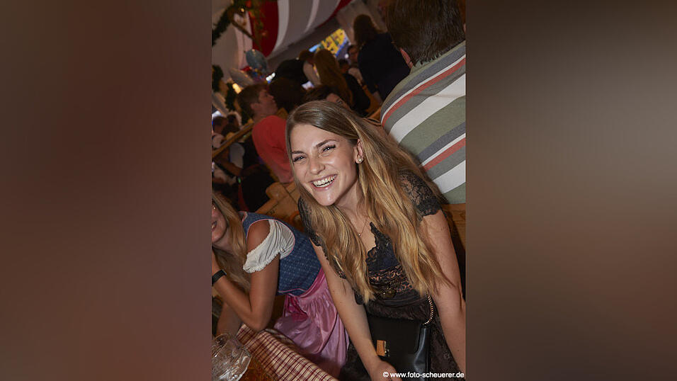 Die Partybilder vom Freitag, 12. August 2022, aus dem Festzelt Lechner.