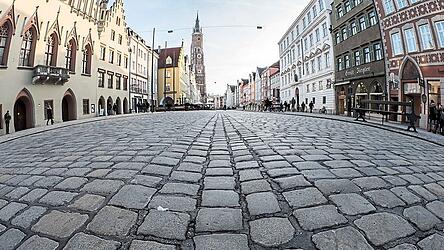 Die steinerne Stadt hat in Zeiten des Klimawandels keine Zukunft, findet die Stadtratsfraktion der Gr&uuml;nen.