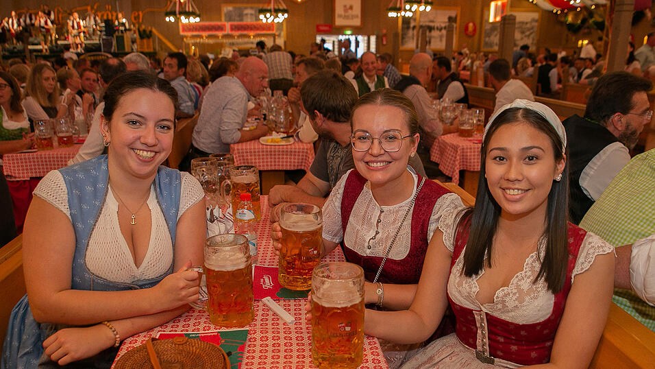 Die Partybilder von Mittwoch, 17. August 2022, aus dem Festzelt Krönner.