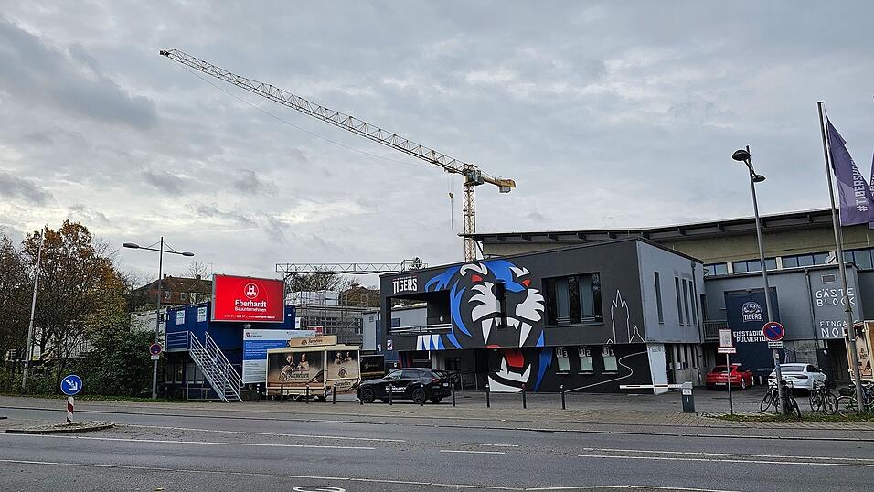 Das Straubinger Eisstadion, in dem es am 14. April 2022 zu dem Streit gekommen ist.