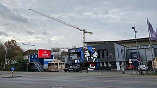 Das Straubinger Eisstadion, in dem es am 14. April 2022 zu dem Streit gekommen ist.