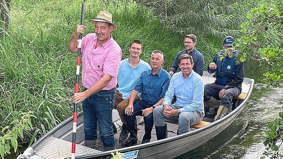 Befahrung der Pfatter mit Alois Bauer, Bastian Thom, Hans Biederer, Patrick Gro&szlig;mann (vorne von links) sowie David Ipfelkofer und Johann Go&szlig;.