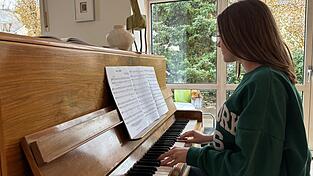 1.250 Musikschüler hat die Chamer Landkreismusikschule. Vor allem Klavier, Gitarre und Schlagzeug sind beliebte Fächer. 1.250 Musikschüler hat die Chamer Landkreismusikschule. Vor allem Klavier, Gitarre und Schlagzeug sind beliebte Fächer.