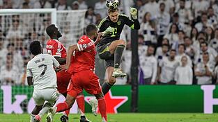 Mal wieder wird über ein DFB-Comeback von Manuel Neuer diskutiert. Mal wieder wird über ein DFB-Comeback von Manuel Neuer diskutiert.