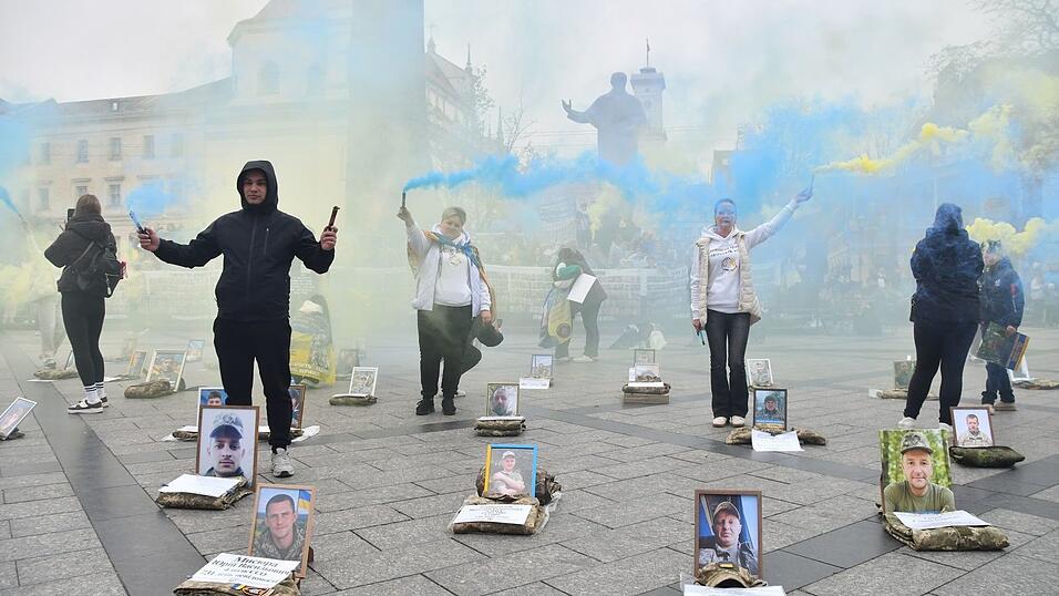 Noch zeigt die Ukraine großen Willen zum Widerstand. Noch zeigt die Ukraine großen Willen zum Widerstand.