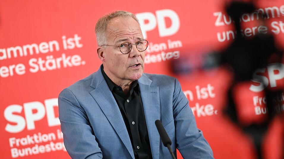 SPD-Fraktionschef Matthias Miersch warnt vor anhaltenden wirtschaftlichen Auswirkungen wegen der Blockade der Straße von Hormus. (Archivbild) SPD-Fraktionschef Matthias Miersch warnt vor anhaltenden wirtschaftlichen Auswirkungen wegen der Blockade der Straße von Hormus. (Archivbild)