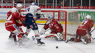 Torhüter Tom McCollum hatte großen Anteil an Sieg und Meisterschaft. Torhüter Tom McCollum hatte großen Anteil an Sieg und Meisterschaft.
