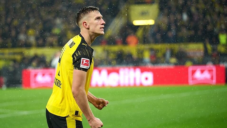 Nico Schlotterbeck feiert sein Tor Nico Schlotterbeck feiert sein Tor