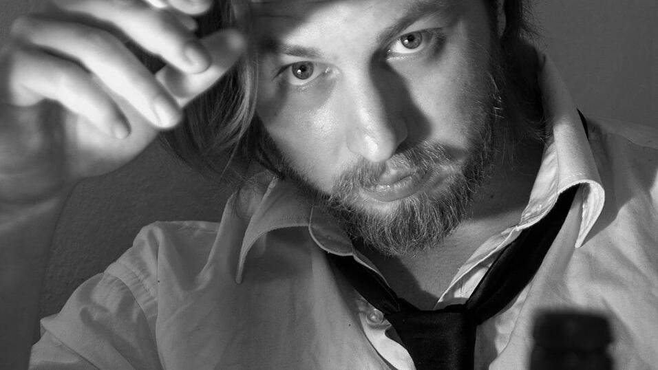 Florian ist der Autor dieser Geschichte. Er ist 25 Jahre alt und kommt aus Straubing.