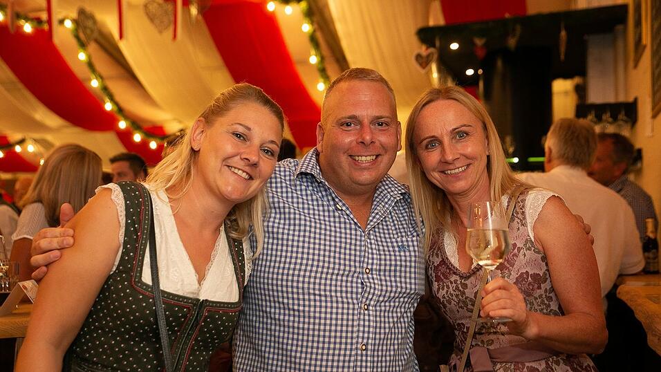 Die Partybilder vom Freitag, 12. August 2022, aus dem Festzelt Greindl.
