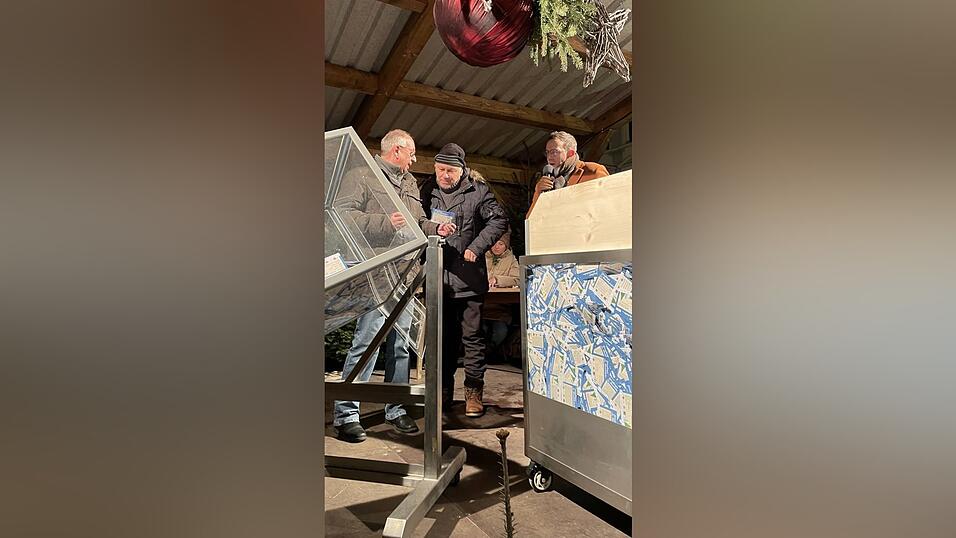 Die von Manuel Krüger (rechts) moderierte Veranstaltung wurde erstmals live im Internet übertragen. Die von Manuel Krüger (rechts) moderierte Veranstaltung wurde erstmals live im Internet übertragen.